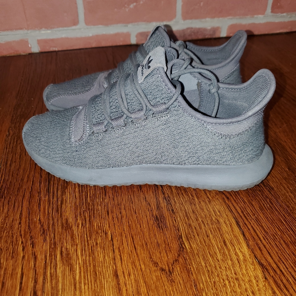 ADIDAS Tubular Shadow Grey
